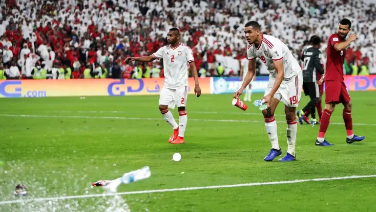 أعمال شغب بعد تأهل قطر لكأس العالم وخروج الإمارات (فيديو)