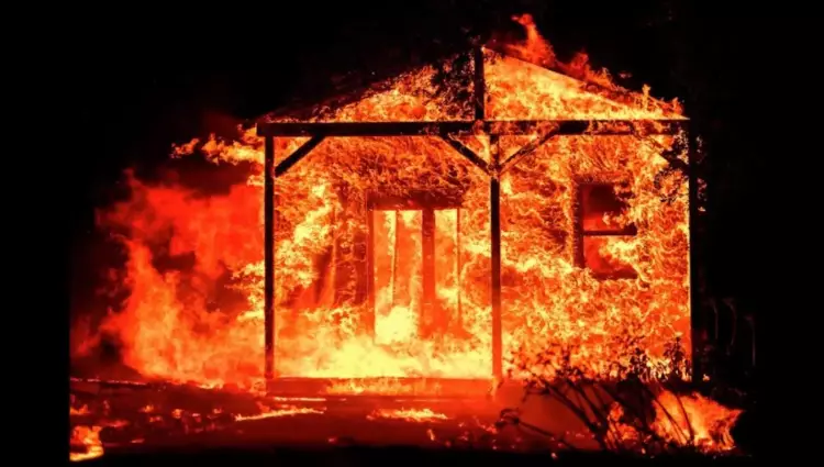 حريق منزل 