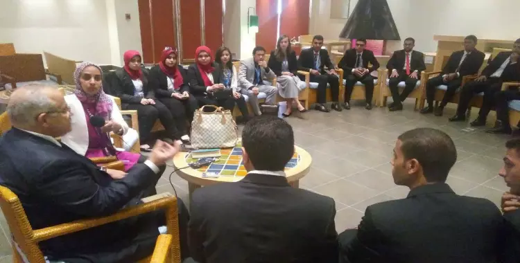  25 طالبا في جامعة القاهرة يشاركون في منتدى شباب العالم 
