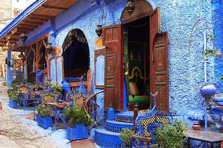 مقاهي مدينة شفشاون بالمغرب