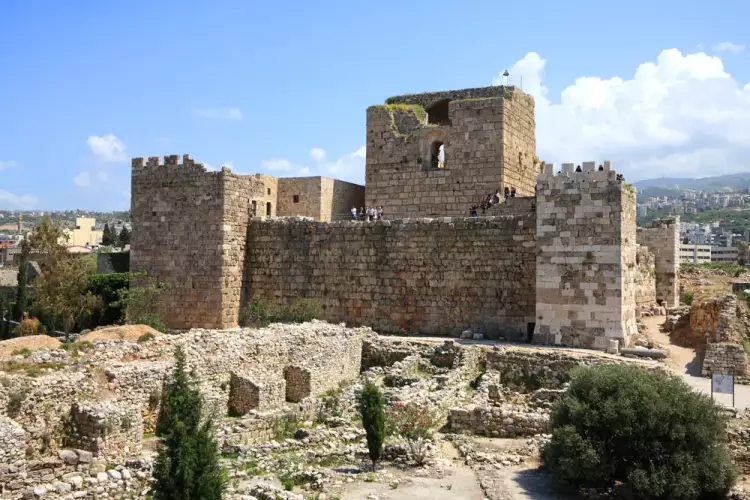 قلعة في جبيل لبنان
