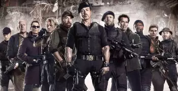 سفر عبر الزمن و«المرتزقة» يعودون في أفلام سهرة الثلاثاء