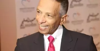من هو محمد الصغير من سيرته الذاتية؟