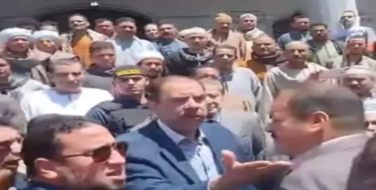  إقالة سكرتير عام محافظة سوهاج بعد تعديه على نائب المحافظ 