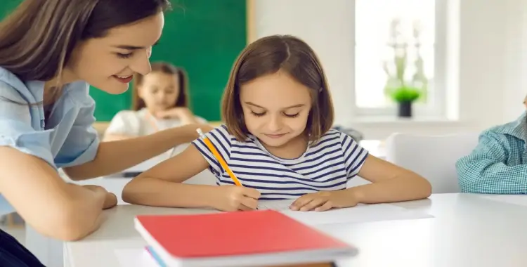  مؤشرات تنسيق كلية التربية 2025-2026 لطلاب الدبلومات الفنية 
