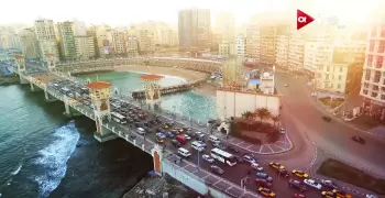 شخص يلقي بنفسه من أعلى كوبري ستانلي.. تعرف على السبب