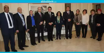 وزير التعليم العالي يزور المكتب الثقافي بباريس
