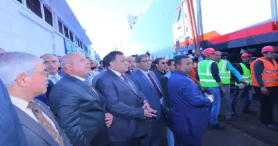كامل الوزير: «مش هنسيب حد يركب القطر بدون تذكرة»