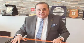 من هو هاشم السيد بعد تعيينه مساعدا لرئيس الوزراء ورئيسا تنفيذيا لوحدة للشركات المملوكة للدولة؟