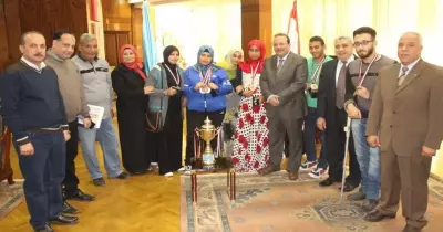 رئيس جامعة طنطا يكرم الطلاب المشاركين في أسبوع «متحدي الإعاقة»