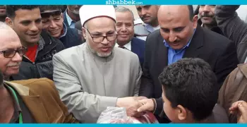 بحضور رئيس الجامعة.. الكشف على 1700حالة مرضية بقافلة الأزهر الطبية (صور)