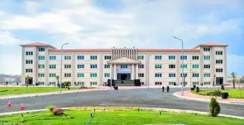 رابط وشروط منحة الدكتور إبراهيم صابر 2026 بجامعة حورس والمستندات المطلوبة