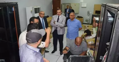 رئيس جامعة سوهاج يتفقد عمليات تطوير شبكة الانترنت
