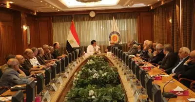 وزير التعليم العالي يطالب بإنجاز المشروعات القومية: الرئيس متابعنا