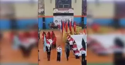 انطلاق طابور عرض الملتقى الأول للوافدين بجامعة المنصورة (فيديو)
