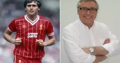 وفاة لاعب ليفربول السابق بعد «صراع مع المرض»