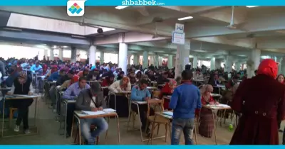 4 الآف طالب وطالبة يؤدون امتحانات الدراسات العليا بحقوق أسيوط (صور)