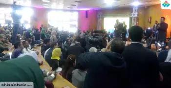 محمد صبحي يمازح طلاب جامعة المنصورة: «أبنائي أعزائي فلذات أكبادي»