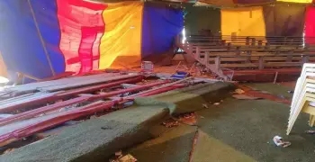 صور حادث السيرك اليوم.. تفاصيل انهيار مدرج بالعشرات من طلاب المرحلة الابتدائية