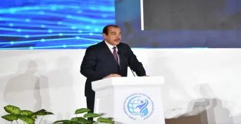 بصمة مصرية في الصحة العالمية.. من هو الدكتور عمرو قنديل الحاصل على جائزة نيلسون مانديلا؟