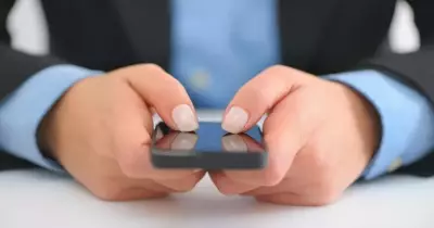 خايف من الموبيل؟ هل يصيبك بضعف الخصوبة وسرطان الدماغ؟