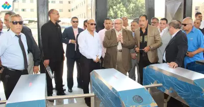 بنظام البطاقات الممغنطة.. جامعة عين شمس تفتتح البوابات الإلكترونية
