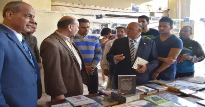عميد «بيطري السادات» في افتتاح معرض الكتاب: أنصح الطلاب بالمشاركة في الأنشطة