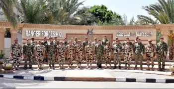 الدار أمان.. قوات الصاعقة تتدرب بشوارع العبور(فيديو)