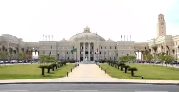 تعطيل الدراسة في 3 جامعات مصرية غدا الأربعاء
