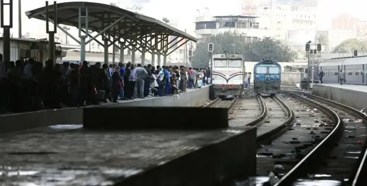  حادث قطار كفر الدوار اليوم.. خرج عن السيطرة قبل اصطدامه في محطة مصر 