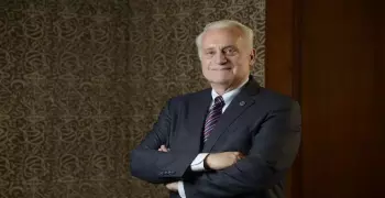 مجلس أوصياء الجامعة الأمريكية بالقاهرة يصوت على التجديد لفرانسيس ريتشياردوني لرئاسة الجامعة