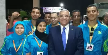رئيس جامعة المنيا يتفقد بعثة الجامعة بأسبوع شباب الجامعات (صور)