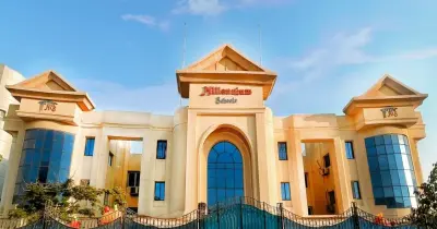 مدرسة ميلينيوم بالقطامية تمنع دخول تلميذة بعد تأخرها عن الطابور الصباحي