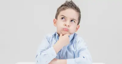 المخلوق الذي يصنع غذاءه المنتج. المستهلك. المحلل.. الحل الصحيح