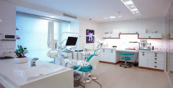 وزارة الصحة تغلق عيادة غير مرخصة للتغذية العلاجية بالشيخ زايد.. تديرها صيدلانية تنتحل صفة طبيبة بشرية