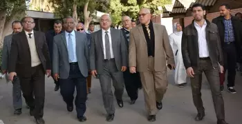رئيس جامعة أسيوط يتفقد المستشفيات الجامعية (صور)