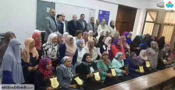 تكريم عدد من أعضاء هيئة التدريس في «أسنان بنات الأزهر»