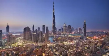 دبي: إنشاء مشروع نقل في الجو وحديقة معلقة فوق الماء