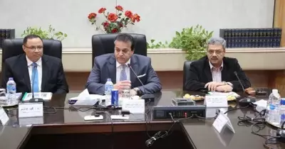 وزير التعليم العالي يحضر اجتماع مجلس إدارة المركز القومي للبحوث
