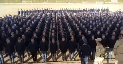 طلاب جامعة القاهرة يهتفون للجيش: «قالوا إيه علينا وقالوا إيه»