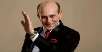 حالة الفنان محمد صبحي بعد توجيه الرئيس السيسي بمتابعتها