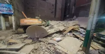 سبب انهيار عقار المنيا المكون من 5 طوابق.. صور وتفاصيل