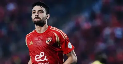 طاهر محمد طاهر بديلا لجراديشار المصاب في مباراة الأهلي والزمالك