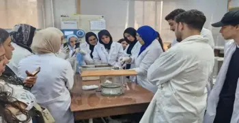 كلية تكنولوجيا العلوم الصحية بتقبل من علمي ولا أدبي؟