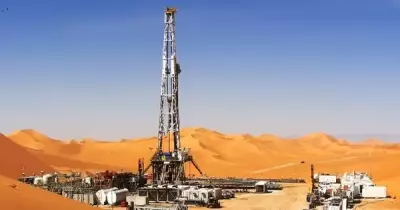 البترول تعلن وضع 10 آبار استكشافية جديدة على الإنتاج في وقت قياسي