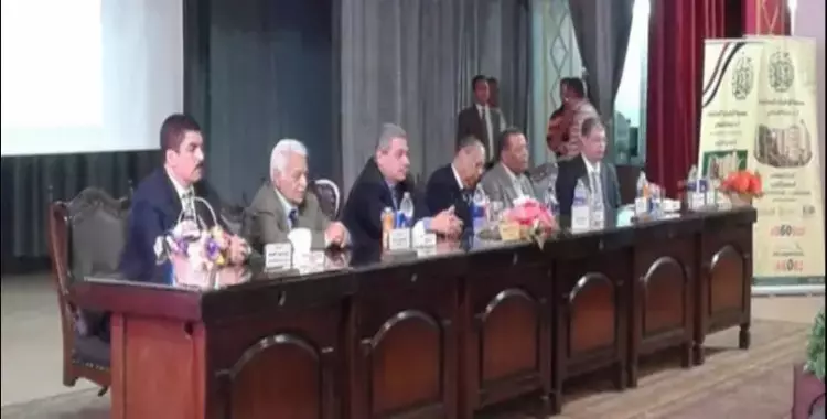  رئيس جامعة بني سويف: «المسنين تاج على رؤوسنا» 