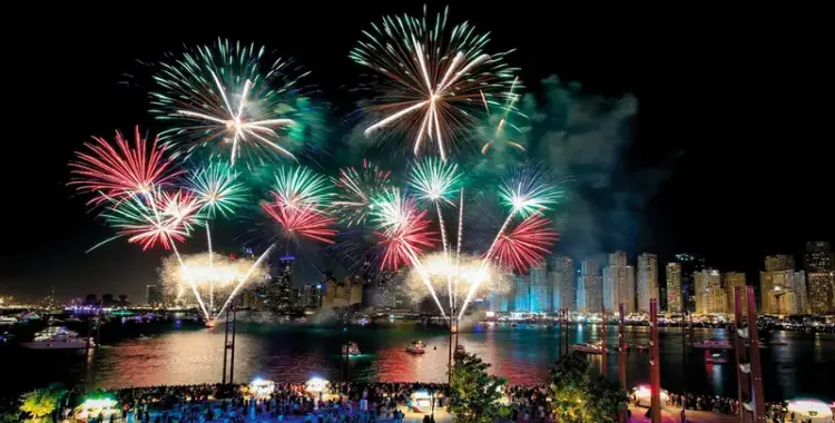  فعاليات عيد الاتحاد أبوظبي الـ54.. احتفالات تراثية وعروض مبهرة تضيء العاصمة 