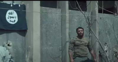 أحمد العوضي يتصدر محركات البحث بسبب هشام عشماوي وياسمين عبد العزيز