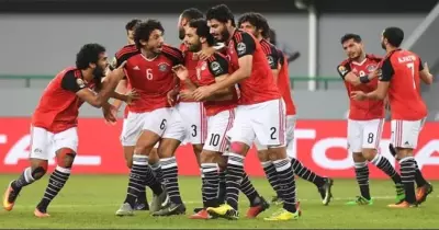 شاهد| تقدم الفراعنة بتسديدة صلاح.. وبوركينا ترد