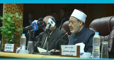 الشيخ الطيب: الأزهر قمر يُفتقد في الليلة الظلماء